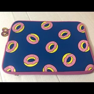🍩15 inch odd future laptop holder🍩